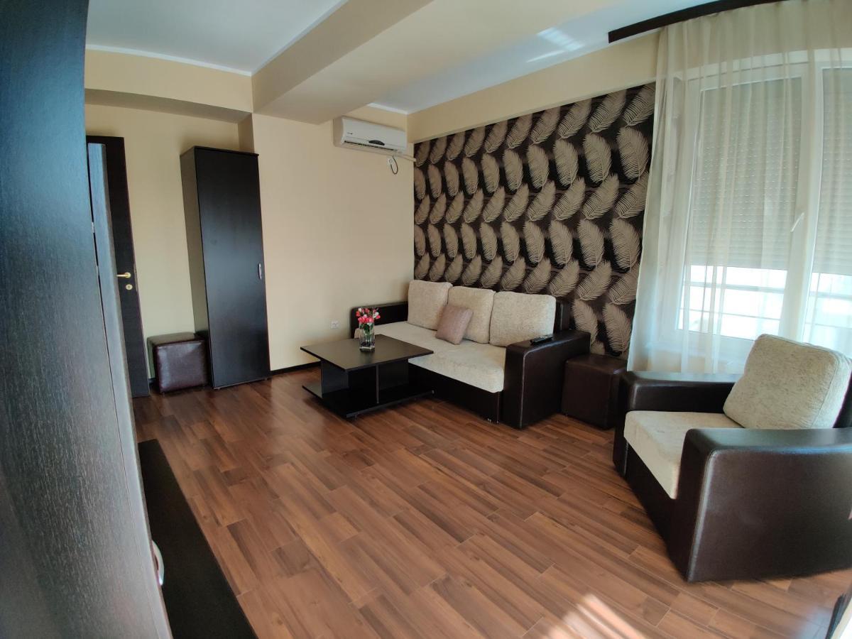 Summerland Beach&Sun Apartments مامايا المظهر الخارجي الصورة
