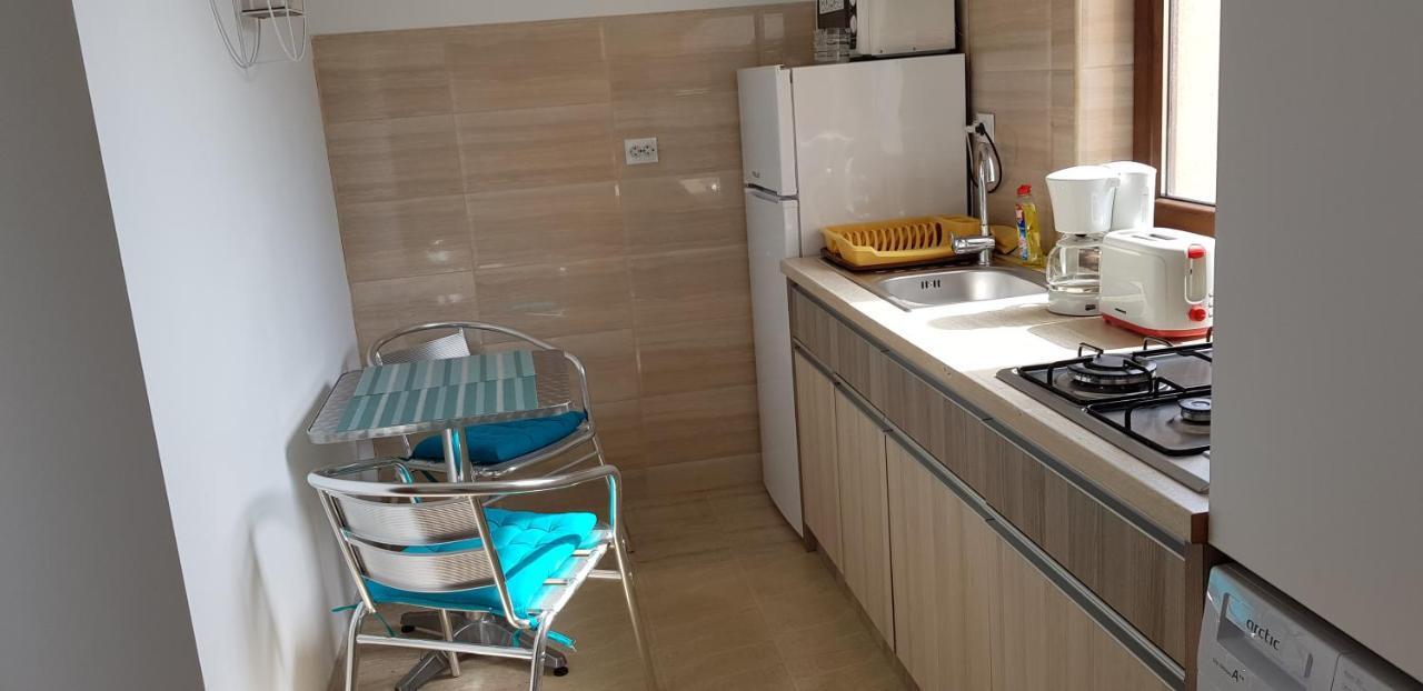 Summerland Beach&Sun Apartments مامايا المظهر الخارجي الصورة