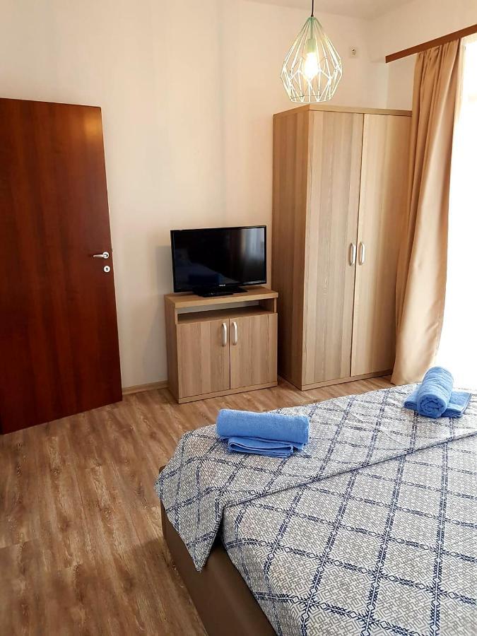 Summerland Beach&Sun Apartments مامايا المظهر الخارجي الصورة